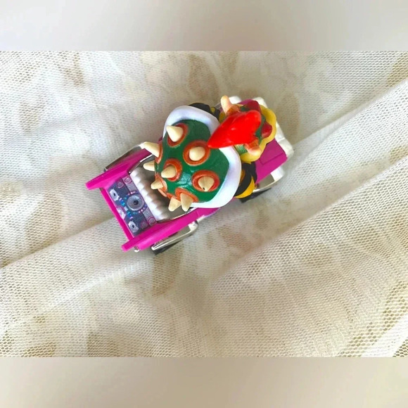 Kids Cartoon Dino Dragon Collectible Figurine Action Figure in Cute Pink Car - Picture 3 of 5